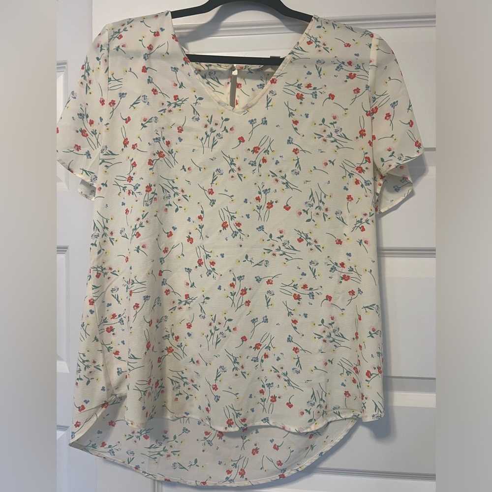 41 Hawthorn Floral blouse